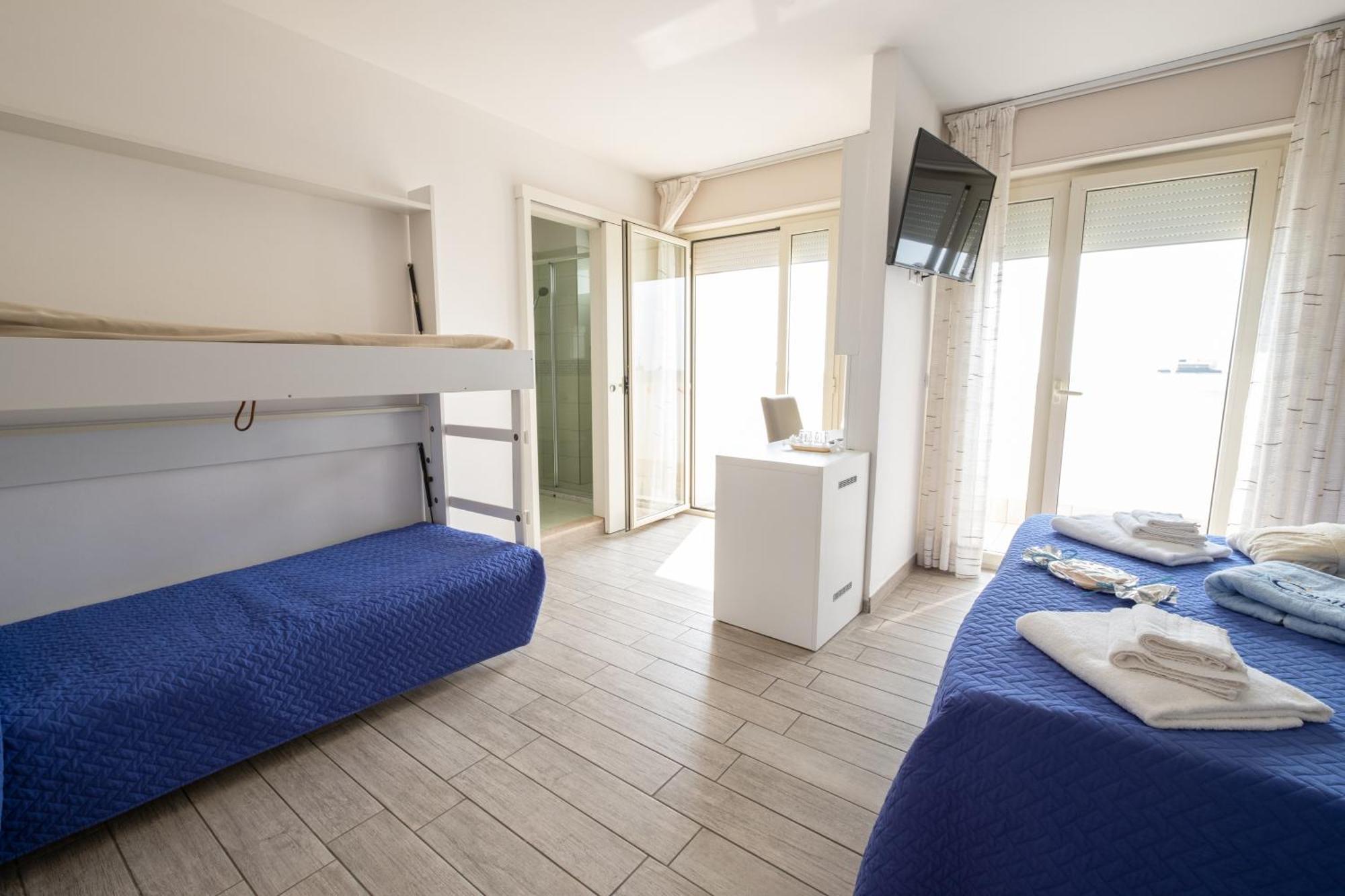 Hotel Capitol Gatteo a Mare Ngoại thất bức ảnh